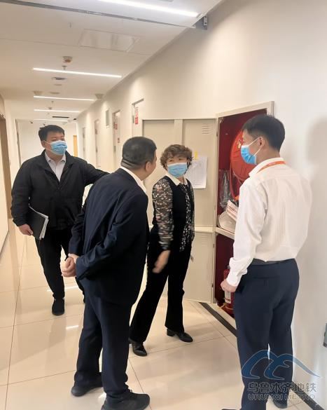 [組圖][公告]開展安全檢查時(shí)刻繃緊“安全弦” 第 1 張