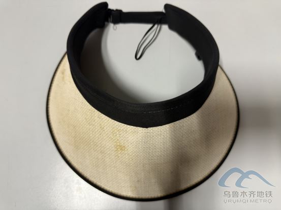 2025年11月5日地鐵1號線站內(nèi)遺失物品1565.png 2025年11月5日地鐵1號線站內(nèi)遺失物品1565.png