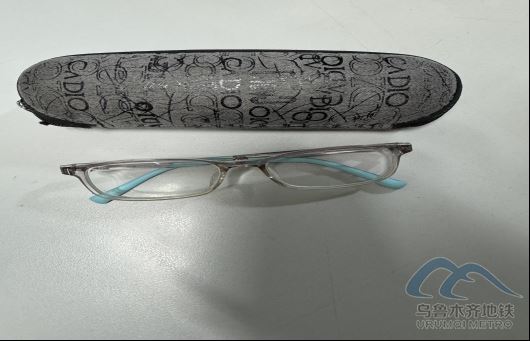 2025年8月24日地鐵1號(hào)線站內(nèi)遺失物品412.png 2025年8月24日地鐵1號(hào)線站內(nèi)遺失物品412.png